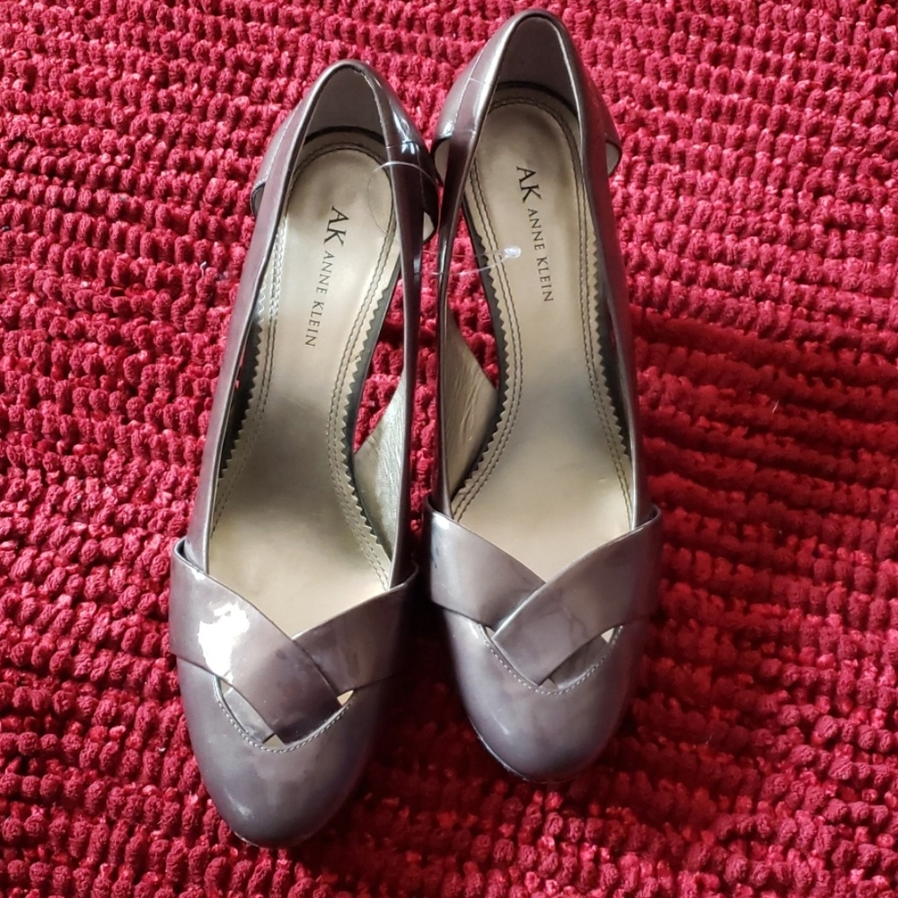 AK ANNE KLEIN WOMANS SHOES
